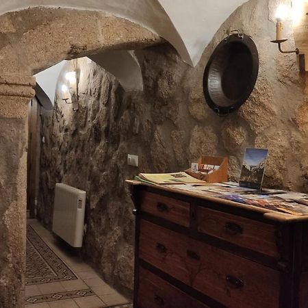 Apartamentos Rurales La Casa De Luis Санта-Крус-де-ла-Сьерра Экстерьер фото