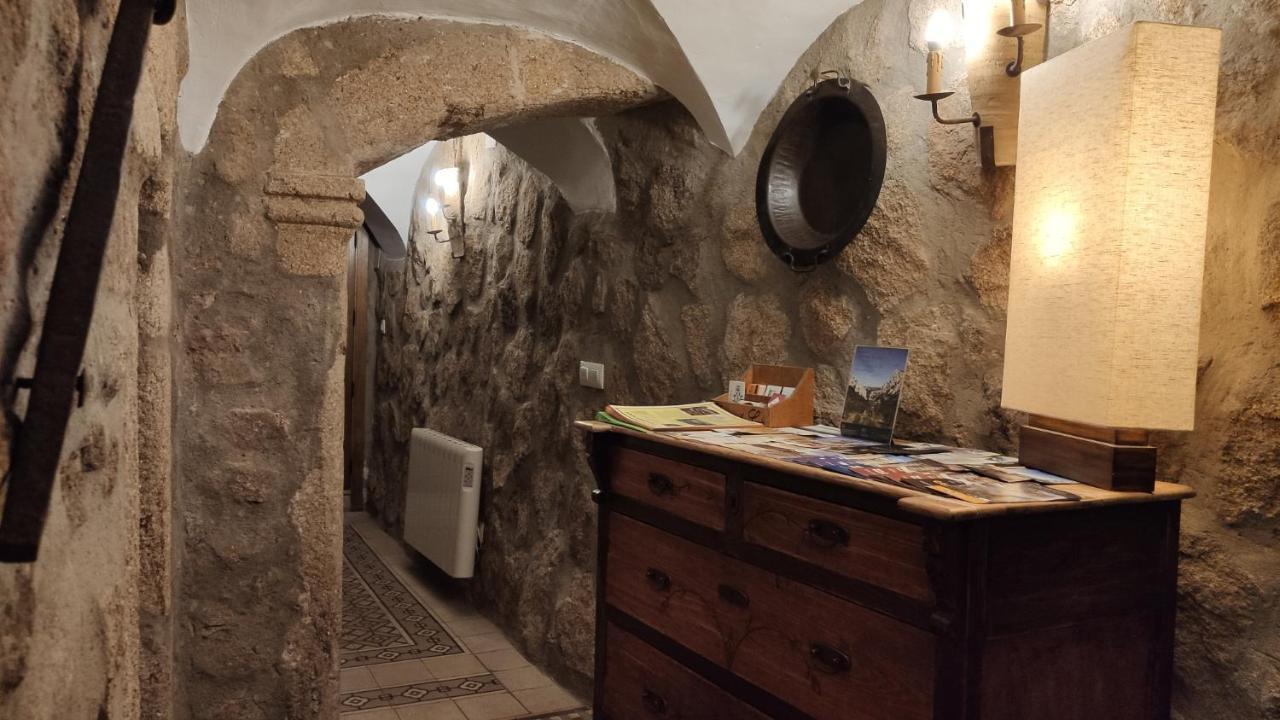 Apartamentos Rurales La Casa De Luis Санта-Крус-де-ла-Сьерра Экстерьер фото